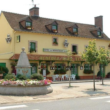 Logis Auberge À La Tête De Lard La Ferté-Imbault Esterno foto