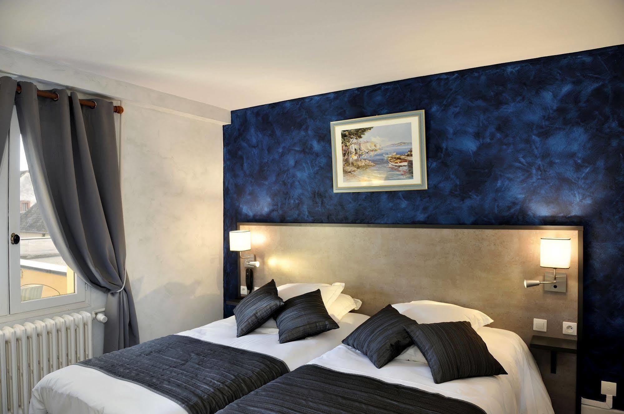 Logis Auberge À La Tête De Lard La Ferté-Imbault Esterno foto
