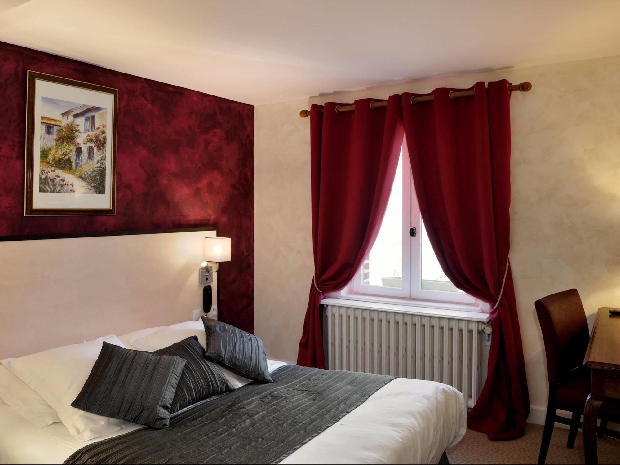 Logis Auberge À La Tête De Lard La Ferté-Imbault Esterno foto